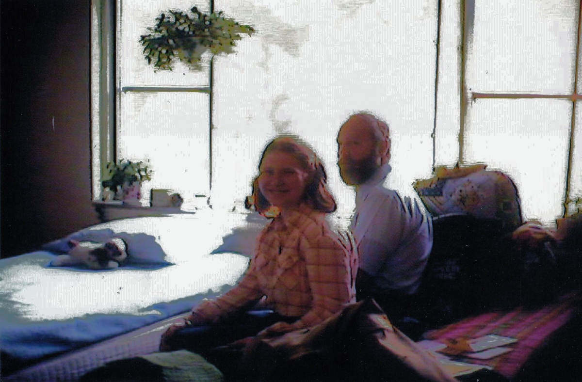Edward-Downey-Daugher-Lynda-Oldfields-School-1978          
